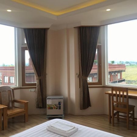 Five One Star Hotel Nyaung Shwe Εξωτερικό φωτογραφία