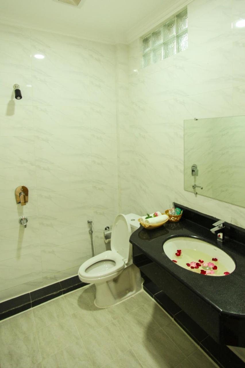 Five One Star Hotel Nyaung Shwe Εξωτερικό φωτογραφία