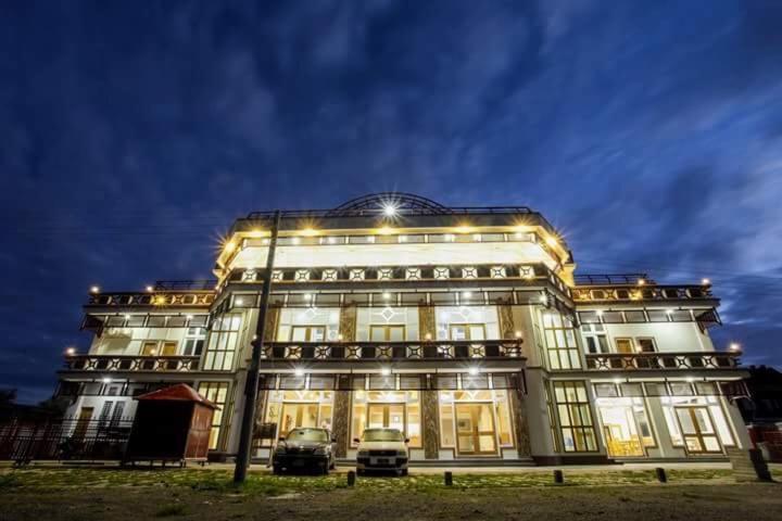 Five One Star Hotel Nyaung Shwe Εξωτερικό φωτογραφία