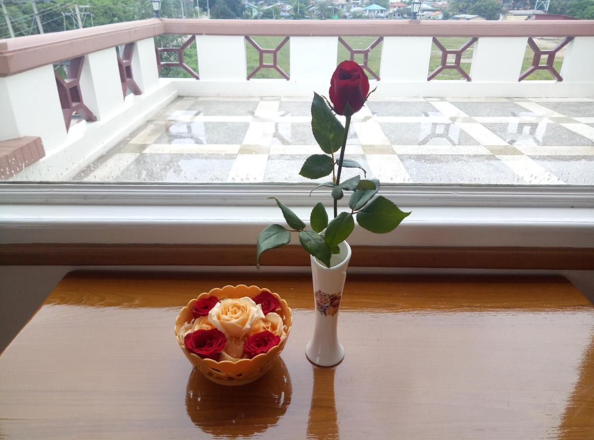 Five One Star Hotel Nyaung Shwe Εξωτερικό φωτογραφία